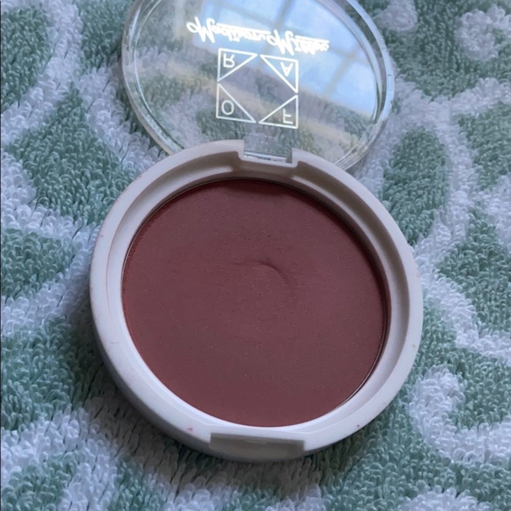 Ipsy makeup samples - Picture 2 of 8